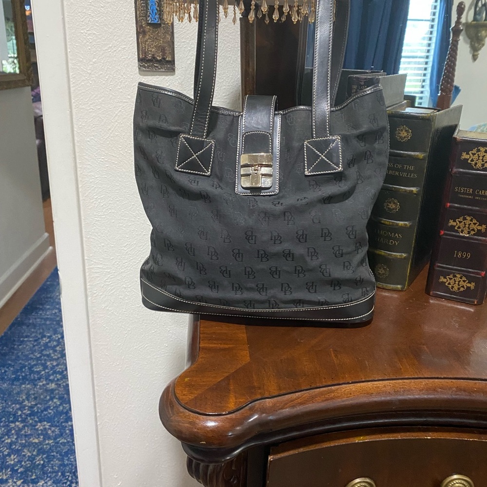 Vintage Dooney & Bourke made in USA